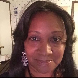 Meet your Posher, Harlena